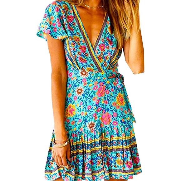 Zesica Dresses & Skirts - Zesica Bohemian Turquoise Patterned Wrap Dress Floral Size M Like New!!